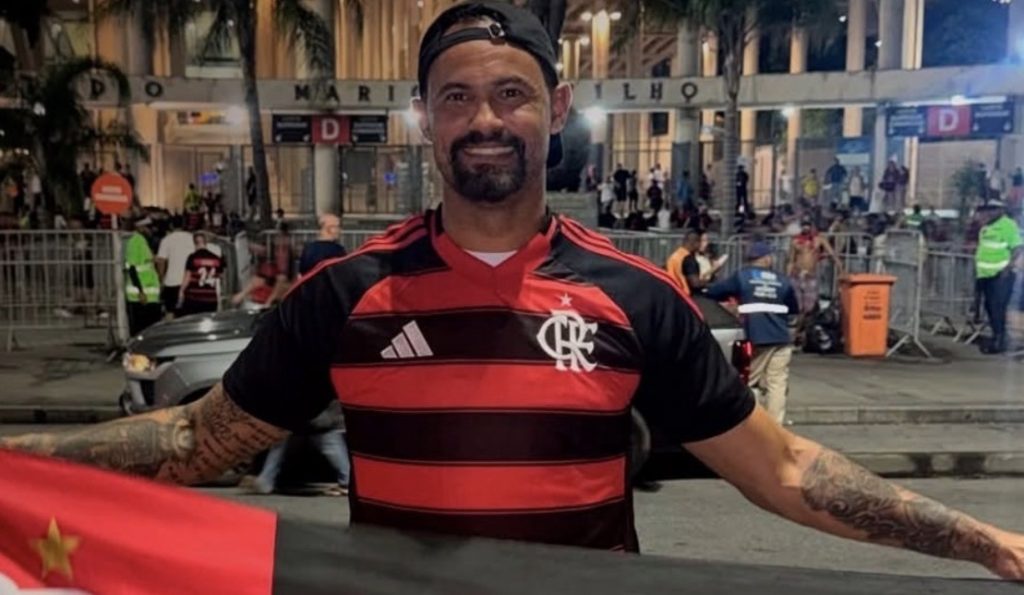 Justiça revoga liberdade condicional do ex-goleiro Bruno no Rio de Janeiro