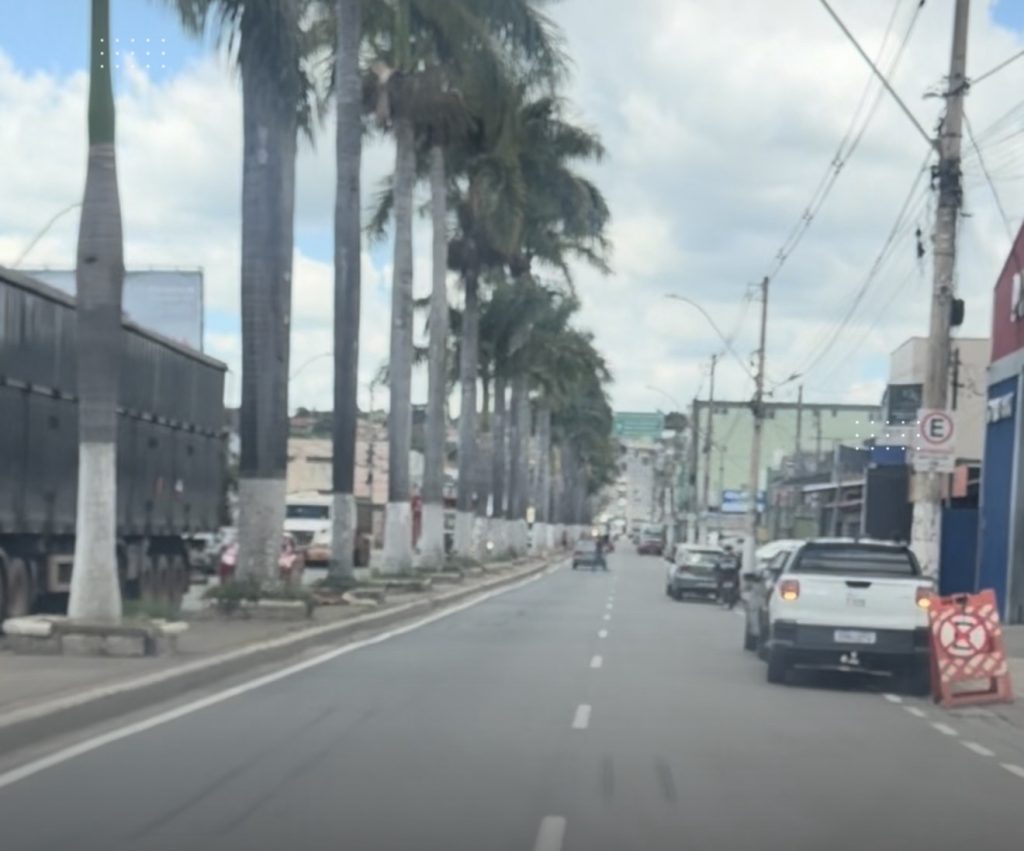 VÍDEO: Após recapeamento, avenida Caio Martins recebe pintura de sinalização em Matozinhos