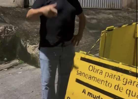 VÍDEO: Cratera causada por vazamento de esgoto revolta moradores no bairro Santo Antônio, em Pedro Leopoldo