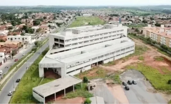 Vigilante é rendido e amarrado durante roubo em obras do Hospital Regional de Sete Lagoas