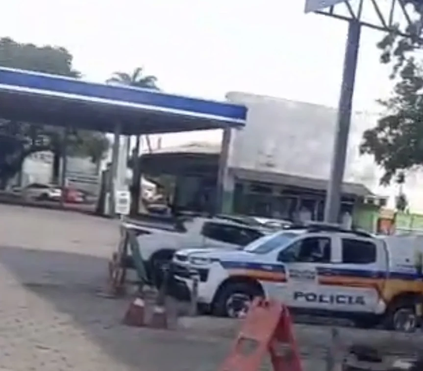 Ataque a tiros na MG-424 deixa motorista ferido e mobiliza polícia em Pedro Leopoldo