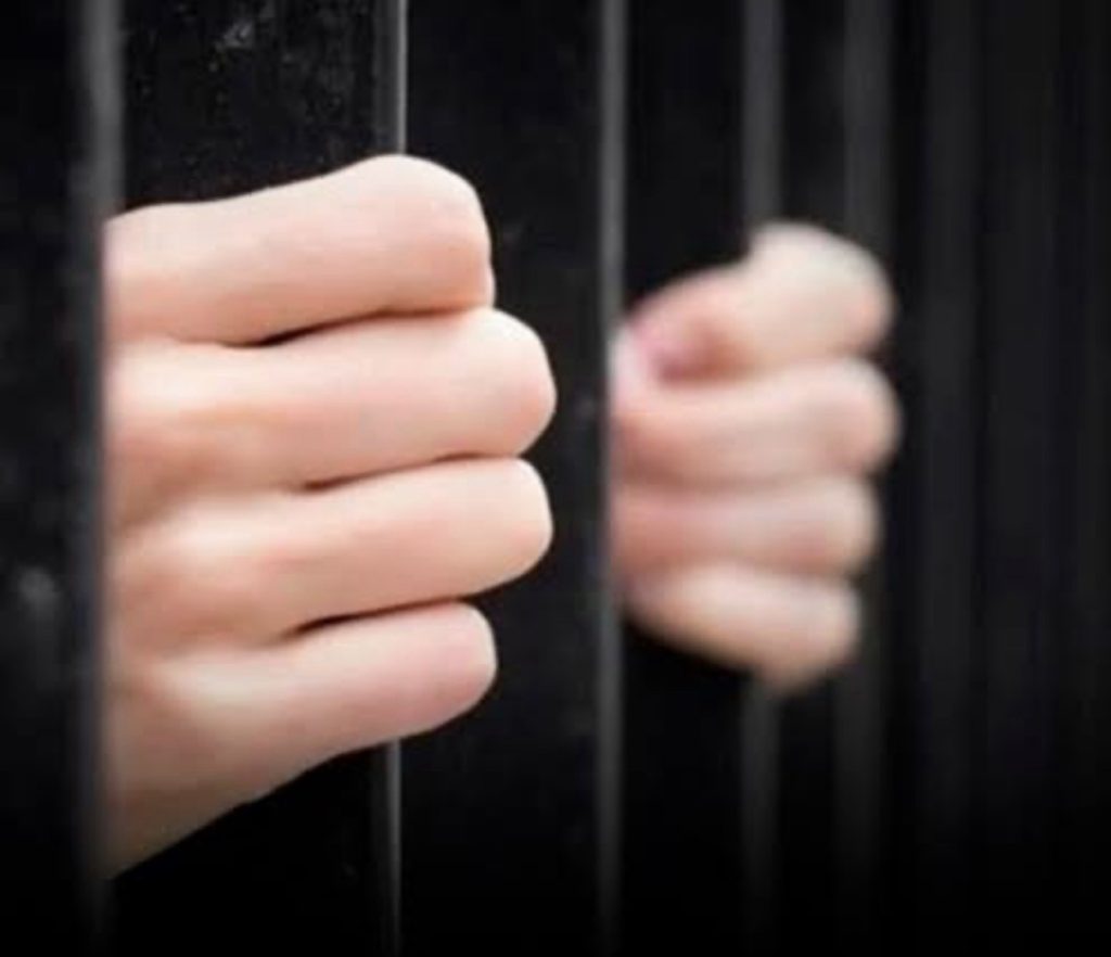 Falso policial é preso após tentar abordar moradores em bairros de Sete Lagoas