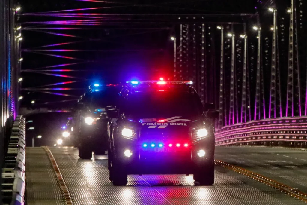 Perseguição termina com tiros, cerco policial e carro furtado recuperado em Sete Lagoas