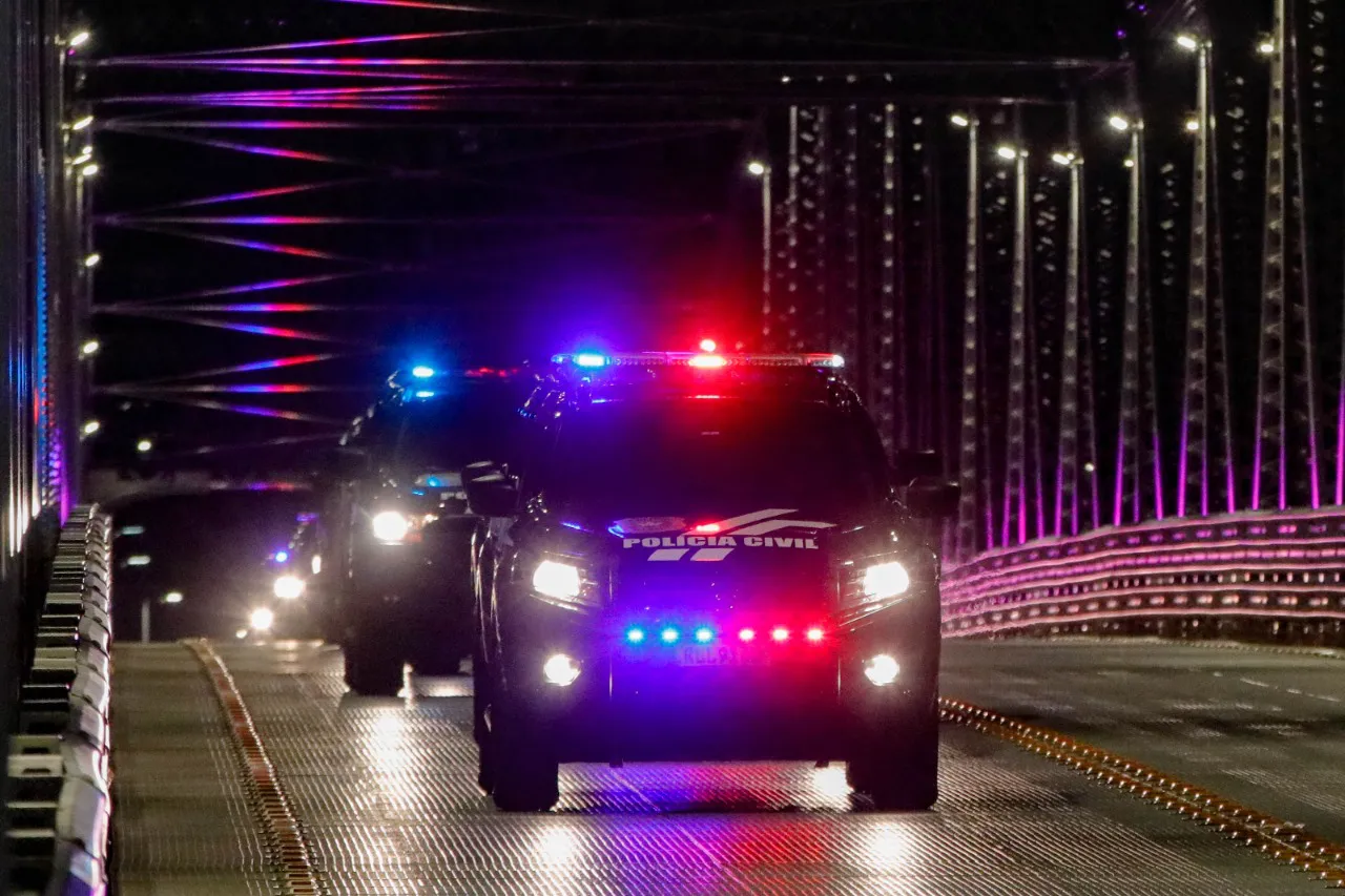 Perseguição termina com tiros, cerco policial e carro furtado recuperado em Sete Lagoas