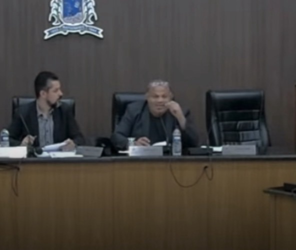 VÍDEO: Presidente da Câmara defende “repensar modelo” e sugere transporte alternativo em Matozinhos