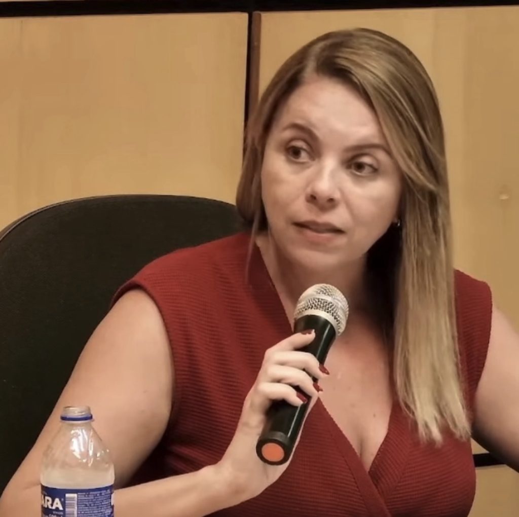 VÍDEO: Secretária de Saúde de Pedro Leopoldo nega fechamento da Casa do Autista e afirma ampliação do atendimento