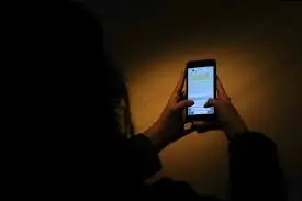 Jovem perde mais de R$ 4 mil após comprar celular que nunca foi entregue em Sete Lagoas