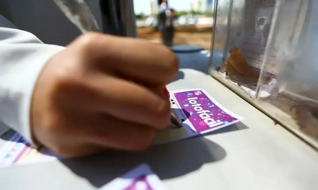 Lagoa Santa e Sete Lagoas têm apostas premiadas na Lotofácil 3666