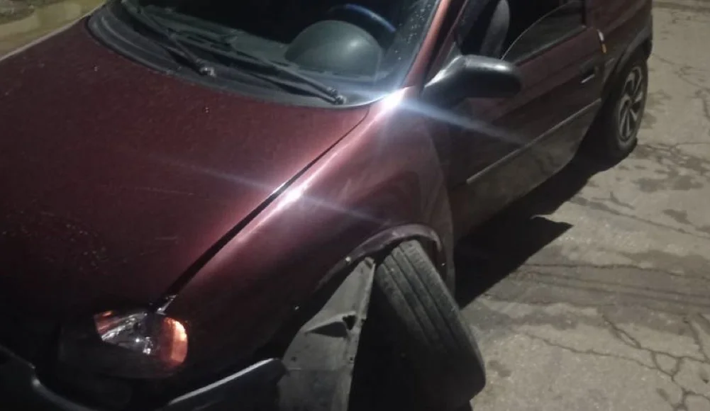 Motorista perde controle após mal-estar e bate em carro estacionado em Matozinhos