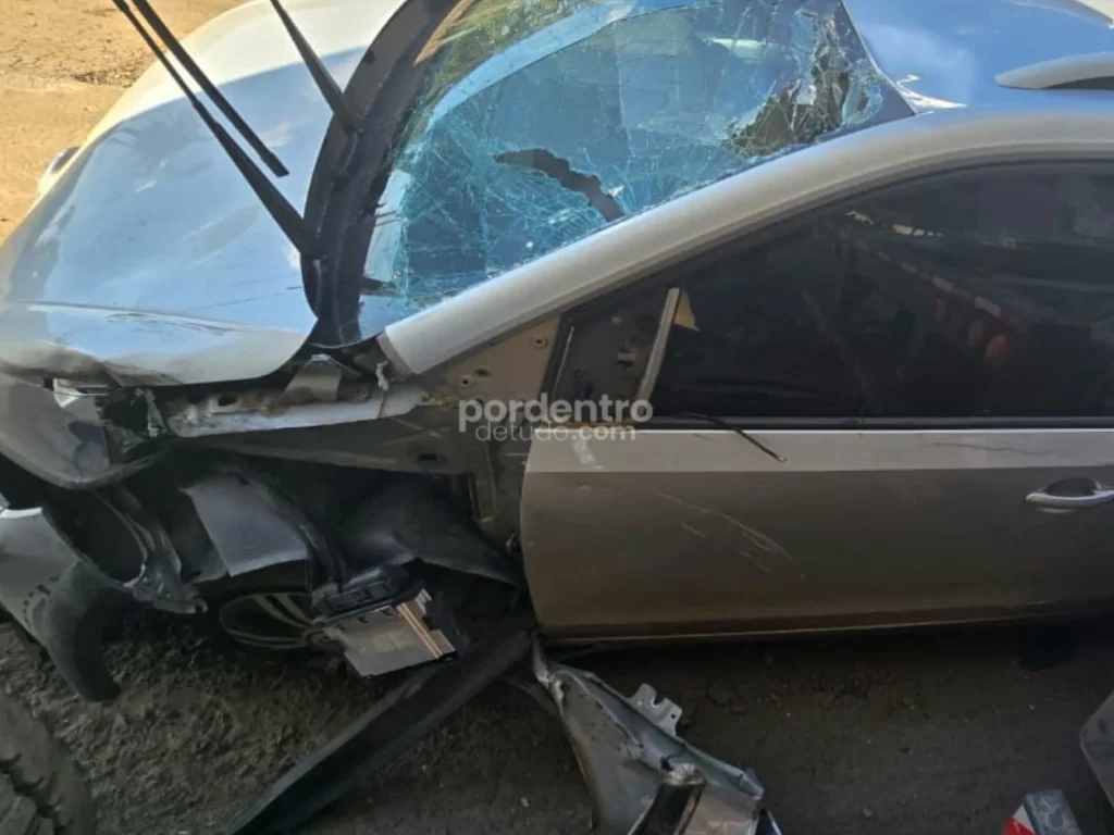 Ultrapassagem irregular provoca atropelamento e colisão em série na MG-424