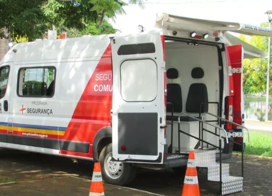 Acidente entre carro e caminhonete é registrado na MG-424