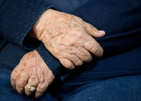 Idosa perde mais de R$ 2 mil após golpe com falsa gerente bancária em Pedro Leopoldo