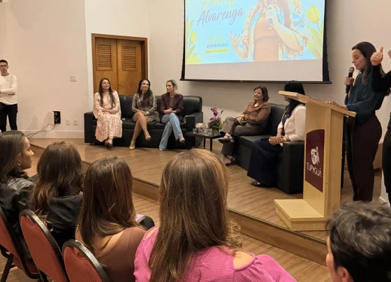 “Mãe Maravilha: Heroína da Vida Real” promoveu noite de acolhimento, força feminina e conversas necessárias em Pedro Leopoldo