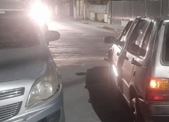 Motorista bate carro e tem veículo apreendido em Pedro Leopoldo