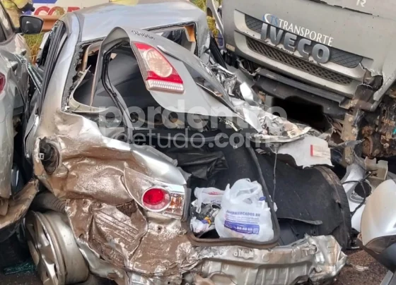 Motoristas de Pedro Leopoldo, Matozinhos e Sete Lagoas tiveram carros atingidos por caminhão desgovernado no Anel Rodoviário em Belo Horizonte