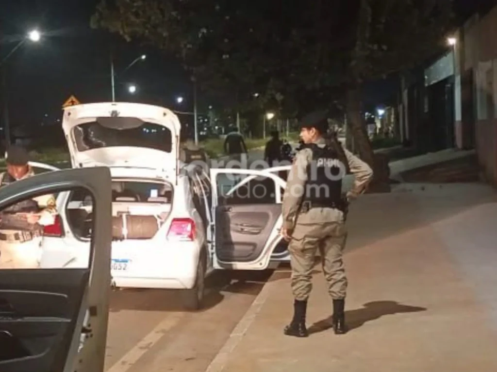 Operação da Polícia Militar resulta em prisões e apreensão de 56 pedras de crack em Sete Lagoas