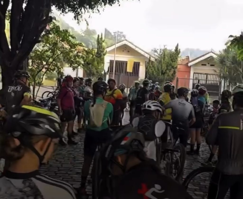 Pedro Leopoldo entra no clima do Mountain Bike e reúne mais de 100 atletas em reconhecimento de percurso