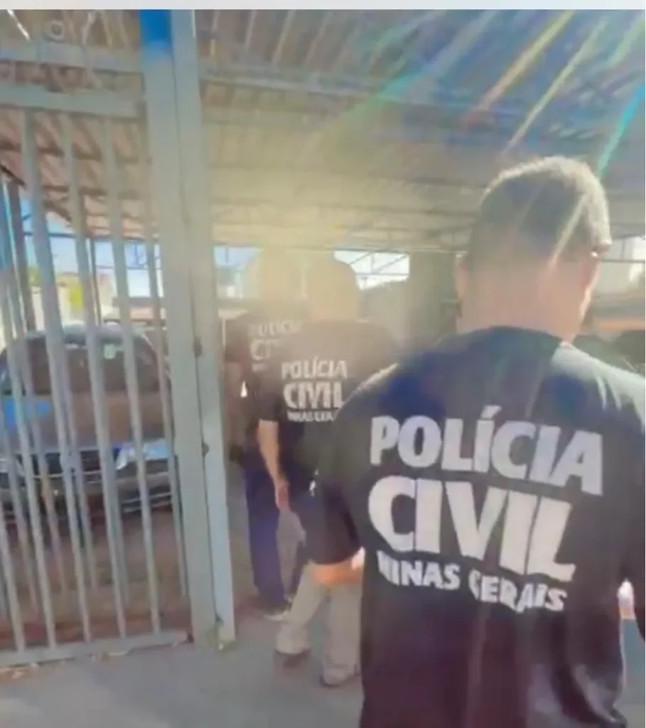 Polícia Civil faz operação em loja de veículos durante investigação sobre caminhonete adulterada em Sete Lagoas