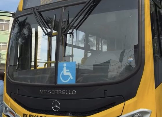 Quatro novos ônibus são entregues para o transporte coletivo de Matozinhos