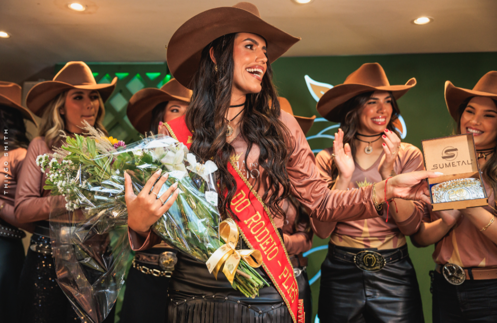 Tayná Barra, a Rainha do Pedro Leopoldo Rodeio Show 2026, inicia oficialmente seu reinado