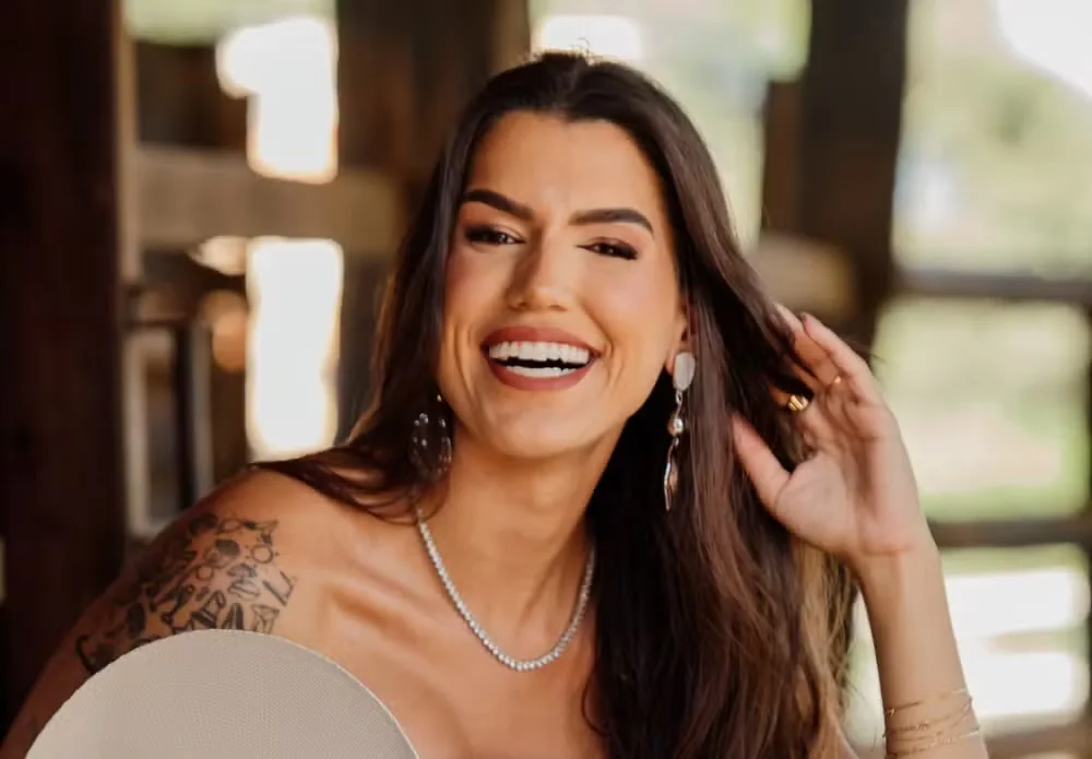 Tayná Barra, de Matozinhos, é eleita rainha do Pedro Leopoldo Rodeio Show 2026