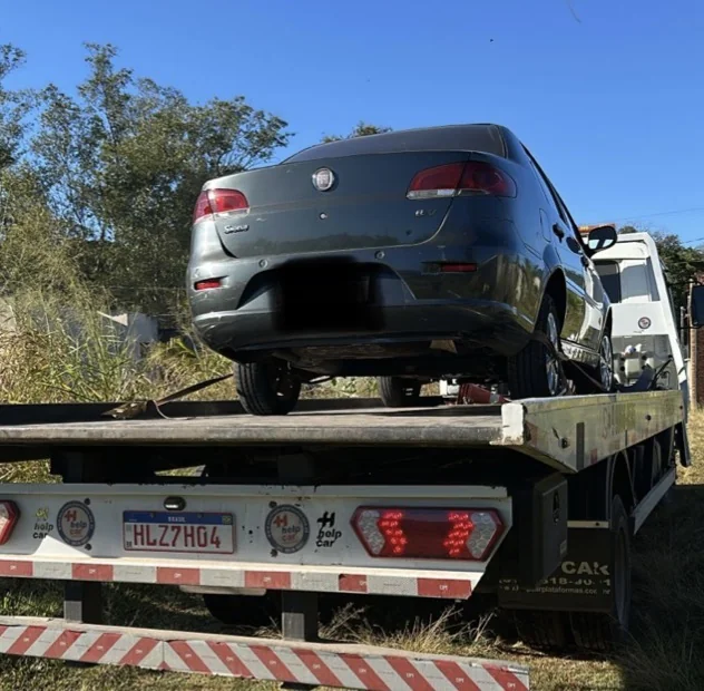 APV+ ajuda PM a recuperar carro furtado escondido em galpão de Pedro Leopoldo