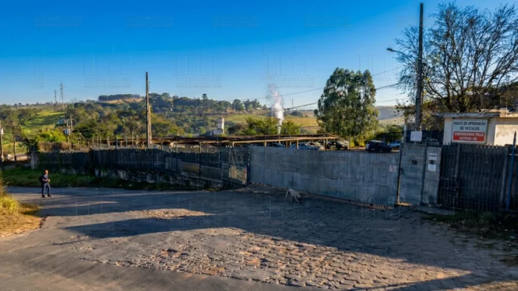 Criminosos invadem pátio do Detran e furtam duas motocicletas apreendidas em Pedro Leopoldo