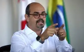 Governador Mateus Simões estará em Matozinhos nesta segunda-feira para entrega de micro-ônibus e vacimóveis