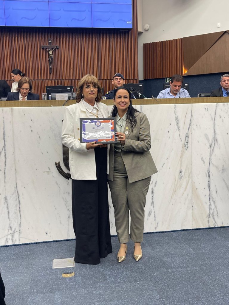 Marli Vale recebe homenagem da Câmara de Belo Horizonte por trabalho em prol da inclusão
