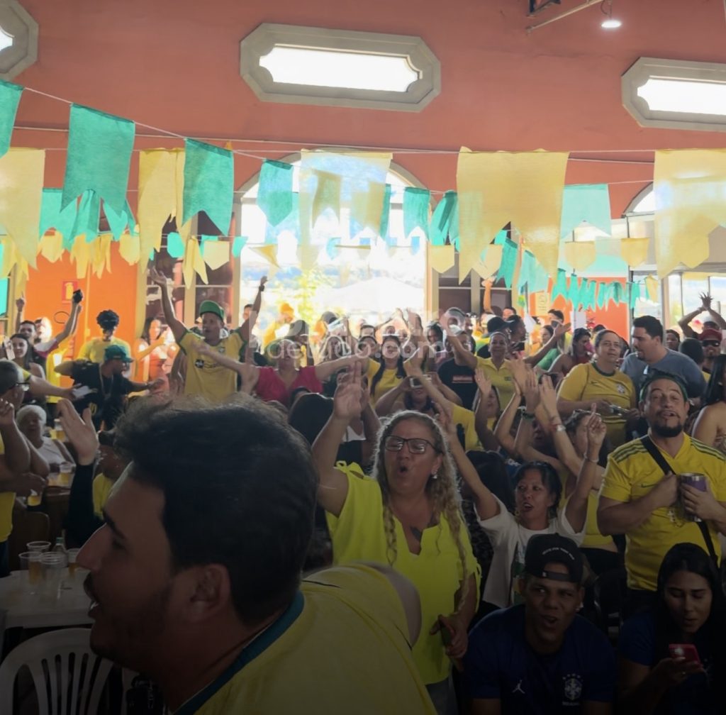 Mercado Municipal de Matozinhos reúne grande público para acompanhar vitória do Brasil