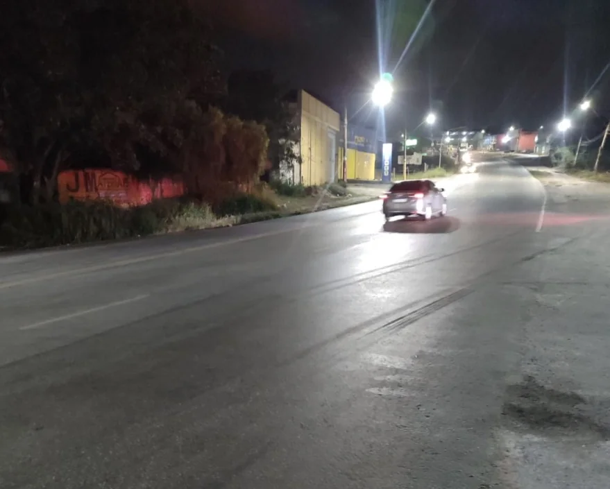 Motociclista fica ferida após atropelar cachorro na MG-424 em Matozinhos