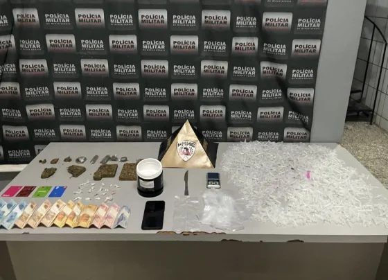 Polícia apreende drogas, dinheiro e balança de precisão em Sete Lagoas