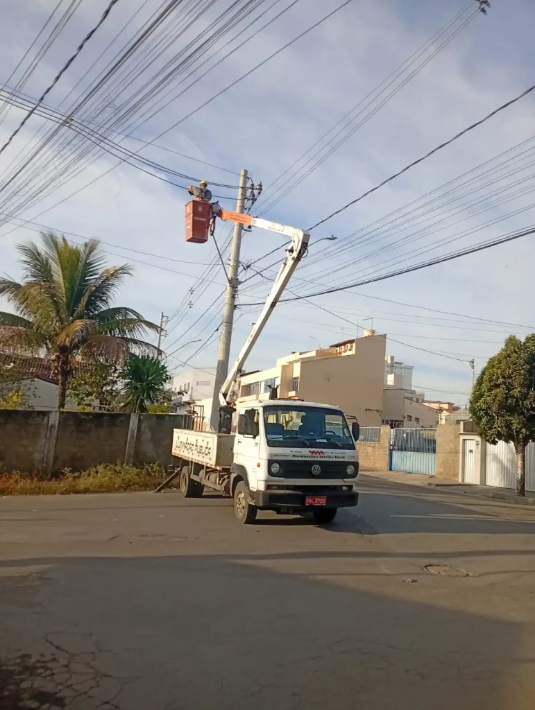 Prefeitura reforça manutenção da iluminação pública e amplia atendimentos em Pedro Leopoldo