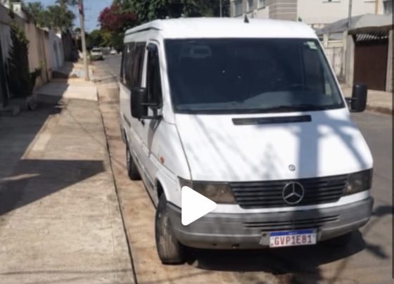 Van roubada em Pedro Leopoldo; moradores ajudam nas buscas