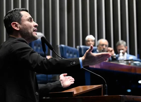 Cleitinho adia decisão sobre candidatura ao Governo de Minas para agosto