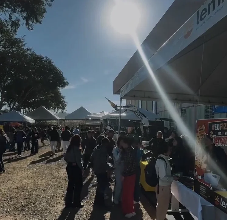 Confira a programação desta sexta-feira da 1ª Festa do Refratarista