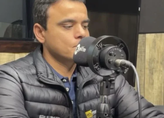 Prefeito de PL promete reforço no atendimento da Farmácia Municipal e reconhece problemas no sistema