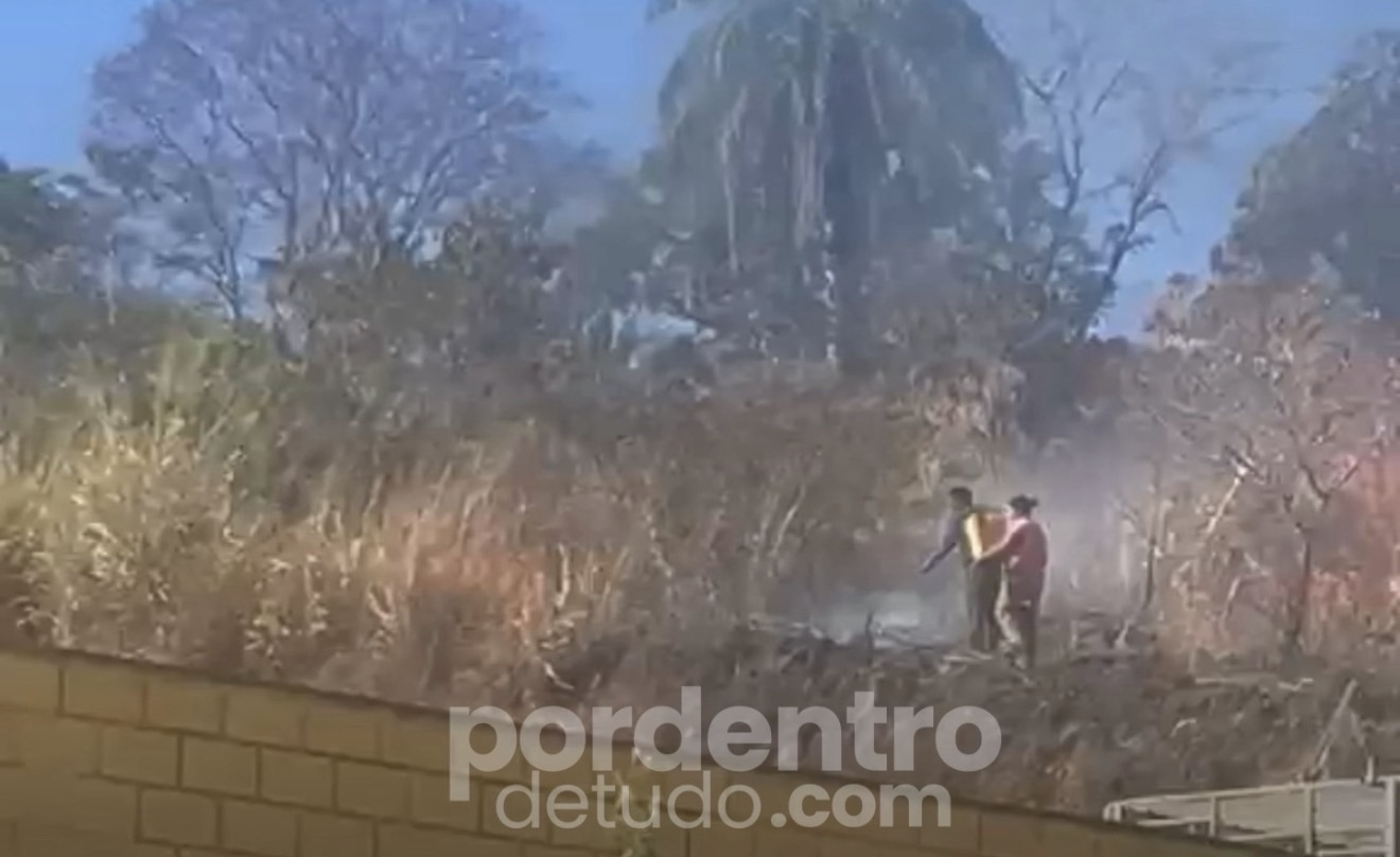 VÍDEO: Defesa Civil combate incêndios de grandes proporções em Pedro Leopoldo e faz alerta à população