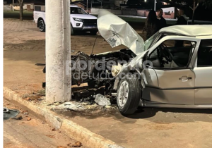 Acidente deixa três jovens feridos na Avenida Norte-Sul, em Sete