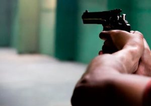 Dupla assalta bar e leva dinheiro e celular no bairro Cidade Nova, em Sete Lagoas