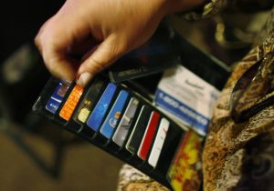 Golpe clona cartão e causa prejuízo de R$ 700 em Pedro Leopoldo