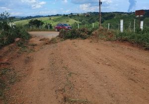 Moradores elogiam melhorias na Estrada do Cafezal após manutenção em Matozinhos