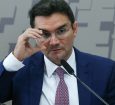 Partido terá reunião para definir expulsão de ministro que segue