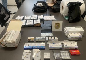 Polícia Civil apreende medicamentos e equipamentos durante operação em Pedro Leopoldo
