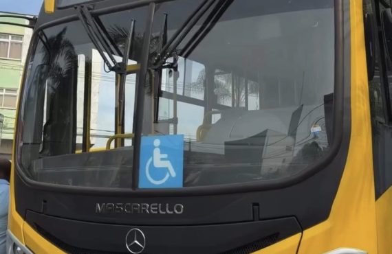Quatro novos ônibus são entregues para o transporte coletivo de Matozinhos