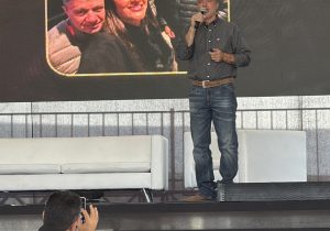 VÍDEO: “Isso aqui é um negócio”, conselho mudou a história do Pedro Leopoldo Rodeio Show, revela Tiago de Brito